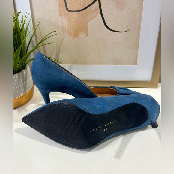 Zara Suede Pump - Size 9 - Picture 6 of 7